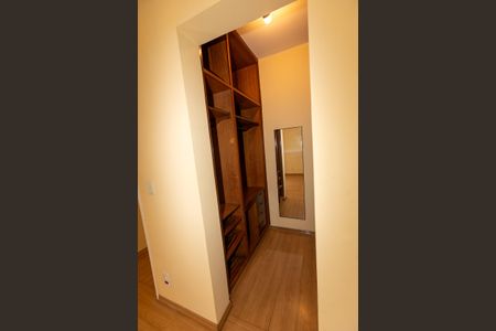 Apartamento para alugar com 105m², 3 quartos e 1 vagaCloset Quarto Suite