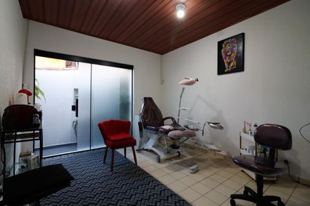 Casa à venda com 120m², 2 quartos e 1 vagaQuarto de Serviço