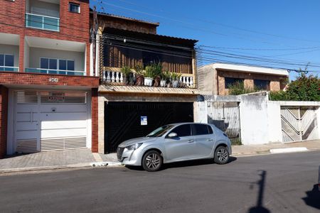Casa à venda com 120m², 2 quartos e 1 vagaFachada