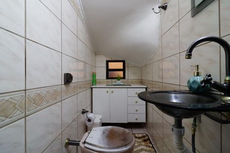 Casa à venda com 120m², 2 quartos e 1 vagaLavabo