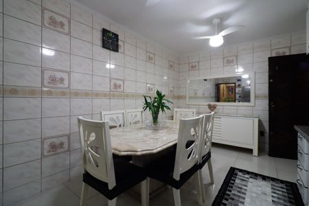 Casa à venda com 120m², 2 quartos e 1 vagaCozinha