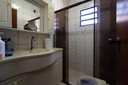 Casa à venda com 120m², 2 quartos e 1 vagaBanheiro