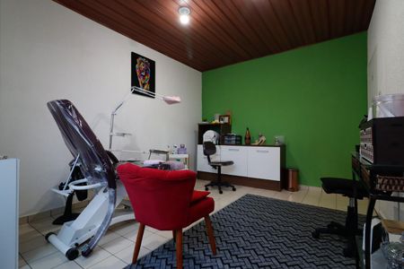 Casa à venda com 120m², 2 quartos e 1 vagaQuarto de Serviço