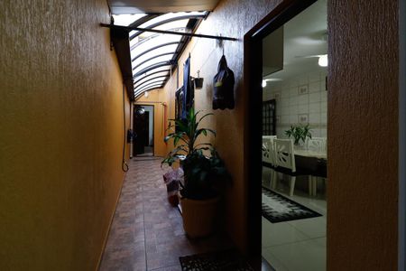 Casa à venda com 120m², 2 quartos e 1 vagaCorredor