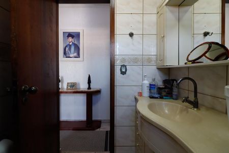 Casa à venda com 120m², 2 quartos e 1 vagaBanheiro