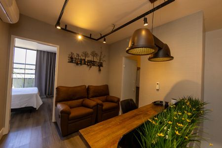 Apartamento para alugar com 128m², 2 quartos e 1 vagaHall