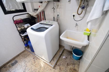 Apartamento à venda com 97m², 3 quartos e 1 vagaÁrea de Serviço