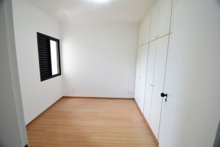 Apartamento à venda com 97m², 3 quartos e 1 vagaQuarto 2