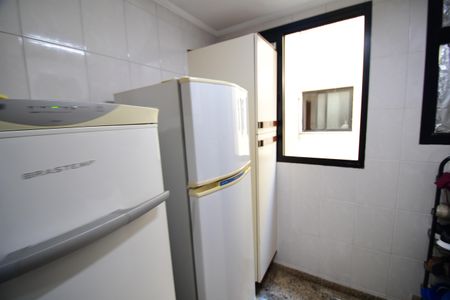 Apartamento à venda com 97m², 3 quartos e 1 vagaÁrea de Serviço