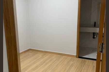 Casa à venda com 3 quartos, 160m² em Vila Carrão, São Paulo