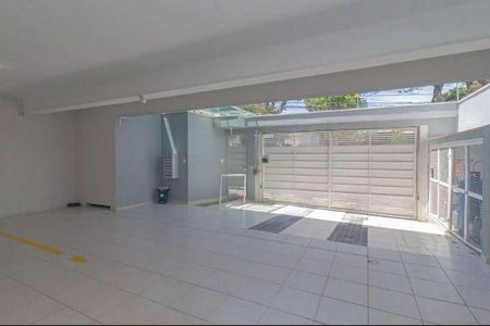 Apartamento à venda com 2 quartos, 40m² em Vila Curuçá, Santo André