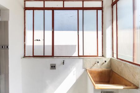 Casa para alugar com 150m², 2 quartos e sem vagaÁrea de Serviço