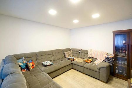 Casa à venda com 3 quartos, 380m² em Penha de França, São Paulo