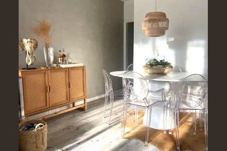 Casa à venda com 3 quartos, 108m² em Vila Cordeiro, São Paulo