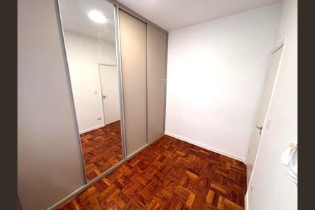 Casa à venda com 3 quartos, 108m² em Vila Cordeiro, São Paulo