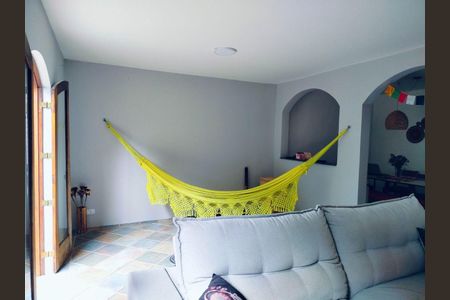 Casa à venda com 3 quartos, 252m² em Jardim Prudência, São Paulo