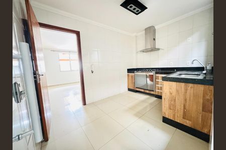 Casa à venda com 140m², 3 quartos e 2 vagas