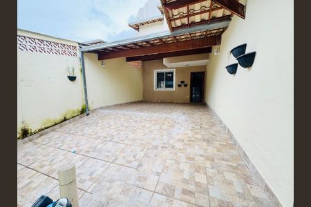 Casa à venda com 140m², 3 quartos e 2 vagas