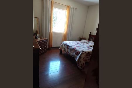 Casa à venda com 3 quartos, 287m² em Chácara Inglesa, São Paulo