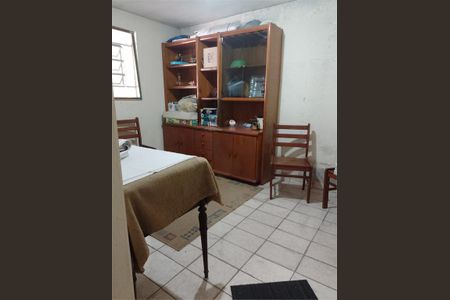 Casa à venda com 3 quartos, 287m² em Chácara Inglesa, São Paulo