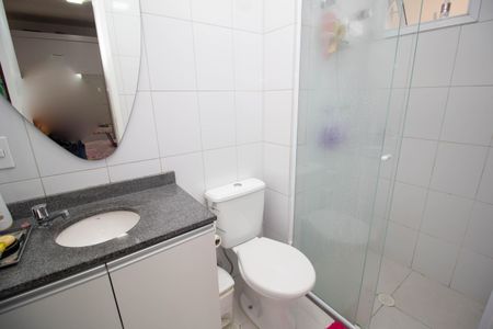 Apartamento à venda com 74m², 3 quartos e 2 vagasBanheiro da Suíte