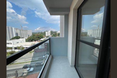 Apartamento para alugar com 37m², 1 quarto e sem vagaVaranda