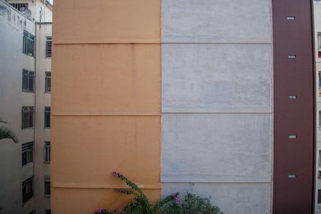 Apartamento à venda com 48m², 2 quartos e sem vaga Apartamento à venda com 48m², 2 quartos e sem vagaSala Vista