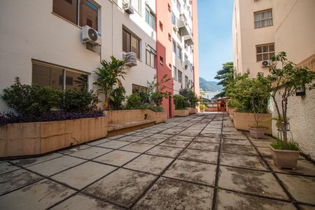 Apartamento à venda com 48m², 2 quartos e sem vagaÁrea Comum