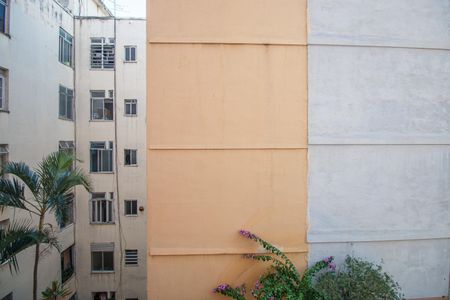 Apartamento à venda com 48m², 2 quartos e sem vaga Apartamento à venda com 48m², 2 quartos e sem vagaÁrea de Serviço Vista