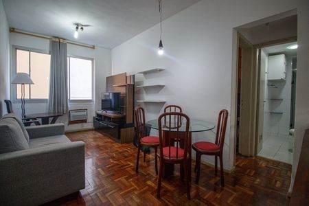 Sala de apartamento à venda com 2 quartos, 48m² em Tijuca, Rio de Janeiro
