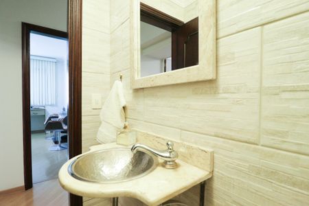 Apartamento à venda com 156m², 4 quartos e 1 vagaLavabo