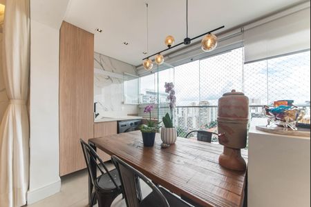 Apartamento à venda com 42m², 1 quarto e 1 vagaVaranda - Cozinha