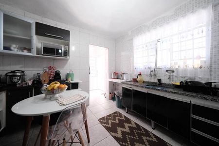 Casa para alugar com 125m², 3 quartos e 2 vagasCozinha