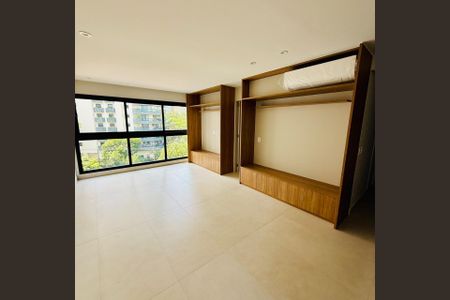 Apartamento à venda com 1 quarto, 55m² em Vila Nova Conceição, São Paulo