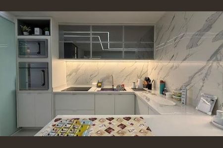 Apartamento à venda com 193m², 4 quartos e 3 vagas