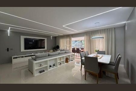 Apartamento à venda com 193m², 4 quartos e 3 vagas