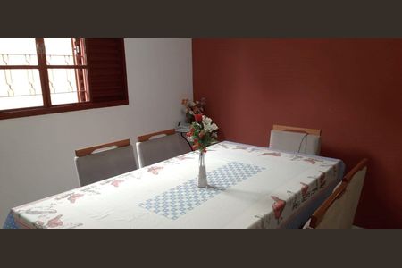 Casa à venda com 4 quartos, 100m² em São Domingos, São Paulo