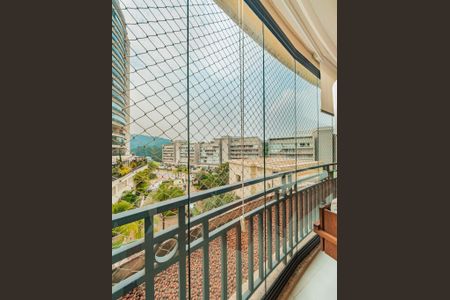 Apartamento à venda com 202m², 3 quartos e 3 vagas