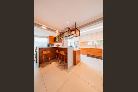 Apartamento à venda com 202m², 3 quartos e 3 vagas