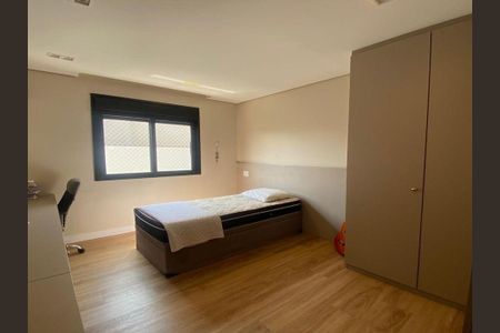 Casa à venda com 4 quartos, 340m² em Jardim Samambaia, Jundiaí