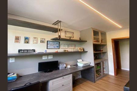 Casa à venda com 4 quartos, 340m² em Jardim Samambaia, Jundiaí