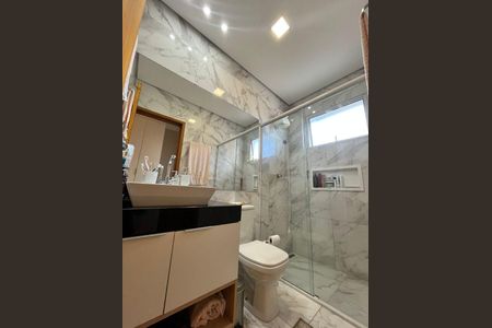 Casa à venda com 2 quartos, 120m² em Vila Iorio, São Paulo