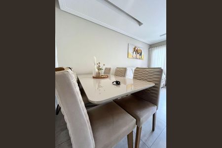 Casa à venda com 2 quartos, 120m² em Vila Iorio, São Paulo