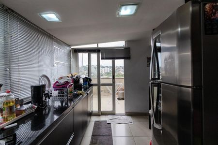 Apartamento à venda com 72m², 2 quartos e 1 vagaCozinha e Área de Serviço