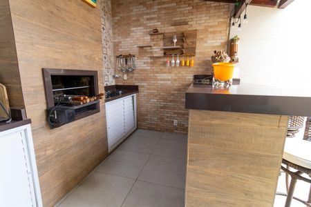 Casa de condomínio à venda com 200m², 3 quartos e sem vaga