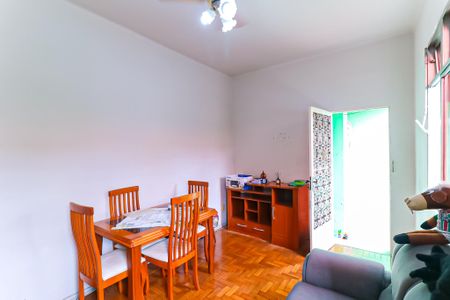Apartamento para alugar com 56m², 2 quartos e 2 vagas Apartamento para alugar com 56m², 2 quartos e 2 vagasSala