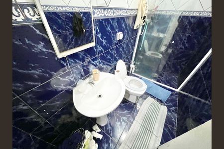 Casa à venda com 230m², 5 quartos e 3 vagasBanheiro