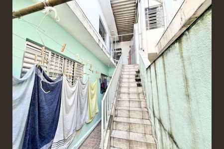 Casa à venda com 230m², 5 quartos e 3 vagasEscada