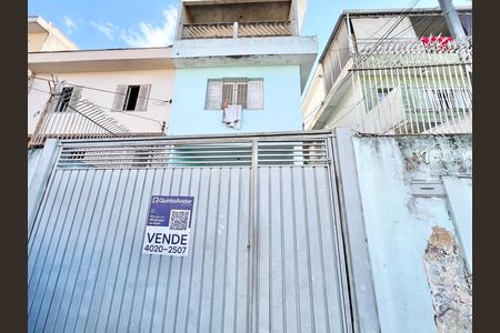 Casa à venda com 230m², 5 quartos e 3 vagasFachada/Placa