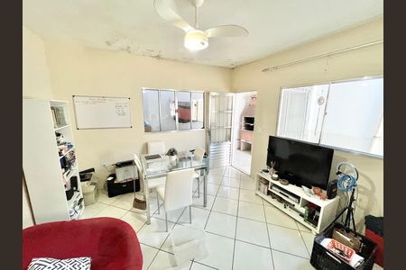 Casa à venda com 230m², 5 quartos e 3 vagasSala/Cozinha